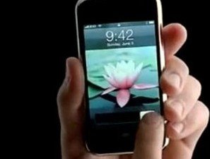 有趣發現!原來所有 iPhone 廣告的時鐘也是 9:42 a.m.! 有趣發現!原來所有 iPhone 廣告的時鐘也是 9:42 a.m.!