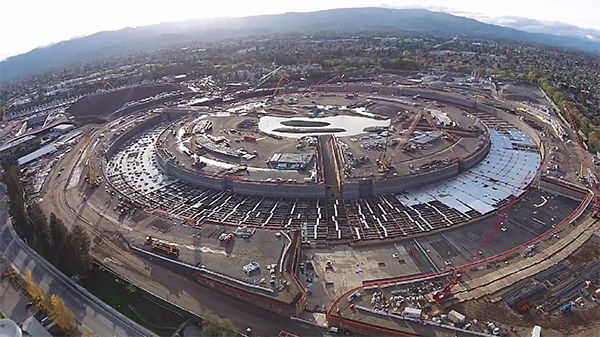 苹果 UFO 新总部最新航拍影片曝光!圆形建筑终