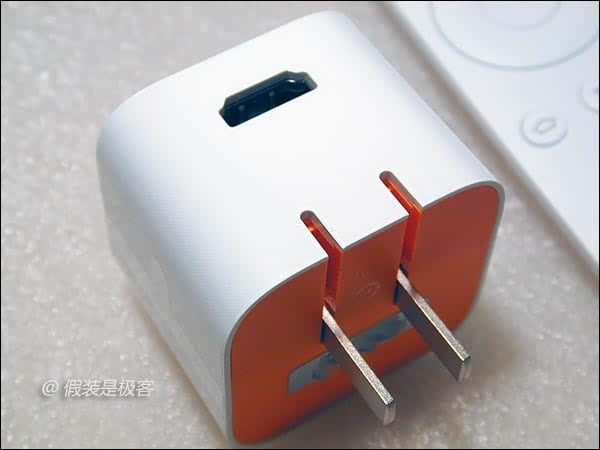 機體以特殊技術一體成形,網民拆解時表示難以拆解。
