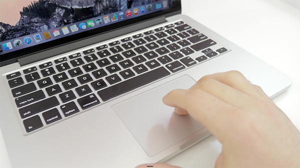 13-in-macbook-pro-2015-unbox-and-benchmark_07