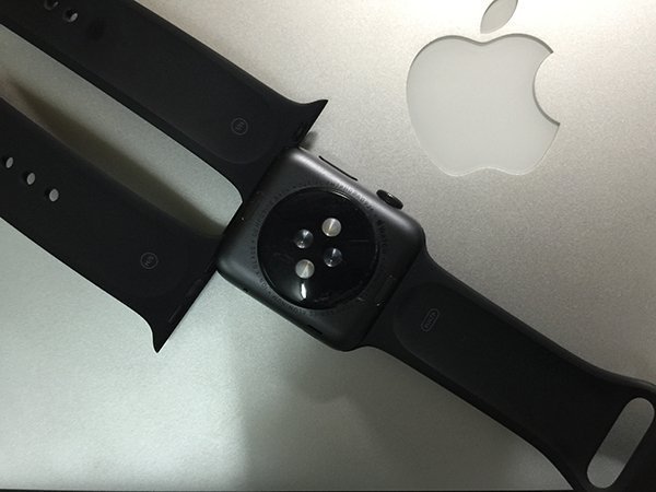 apple-watch-band-change-and-wear_00