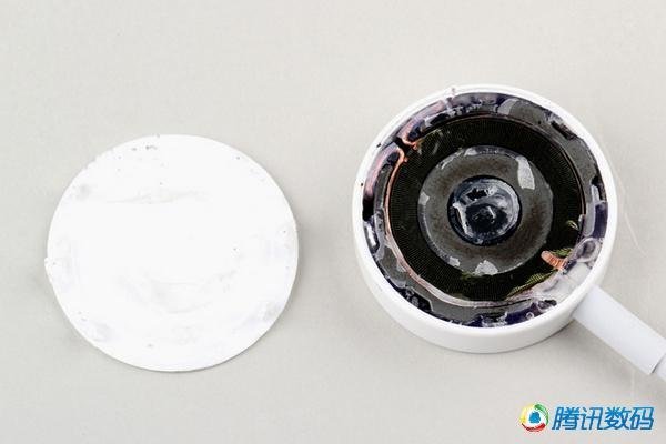 apple-watch-magsafes-charge-cable_01