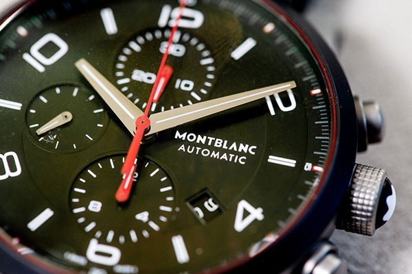 apple-watch-not-valuable-as-monblanc_02