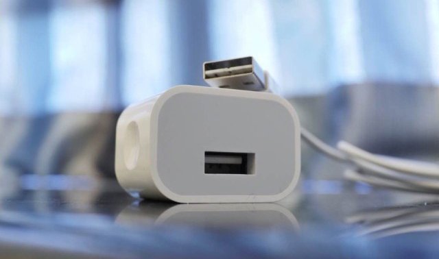 usbc-plug-mah_01