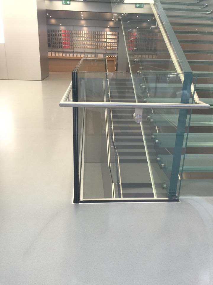 Apple Retail Store TST-4
