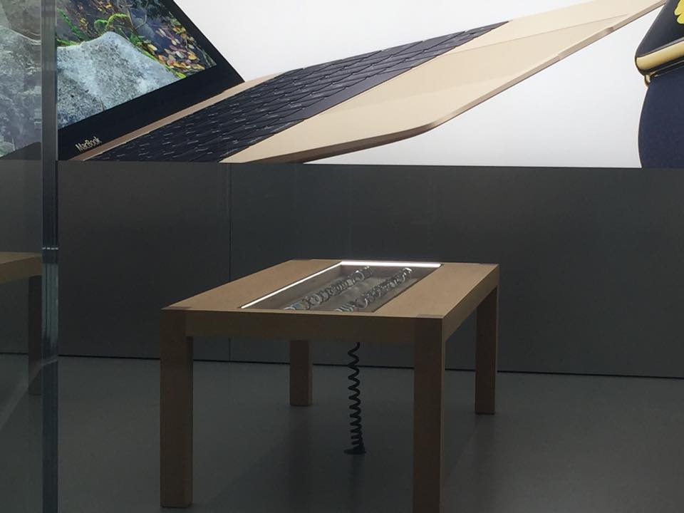 Apple Retail Store TST-6