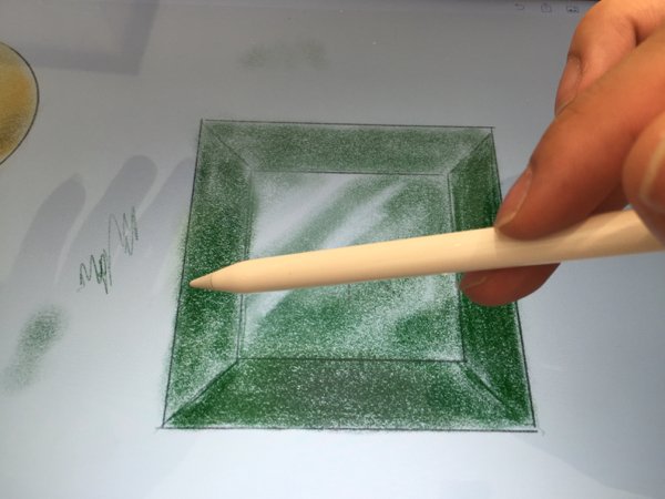 iPad Pro 专属配件 Apple Pencil、Smart Keybo