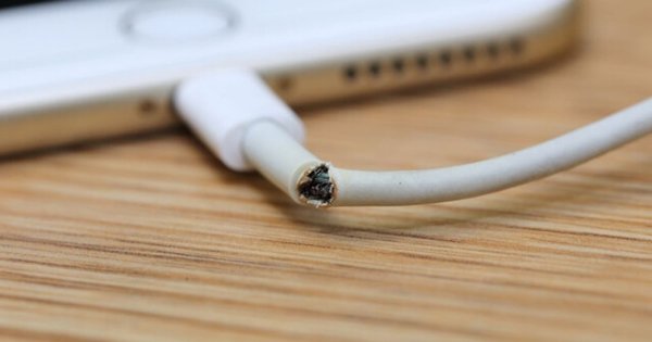 8-way-to-protect-and-repair-usb-lightning-cable_00