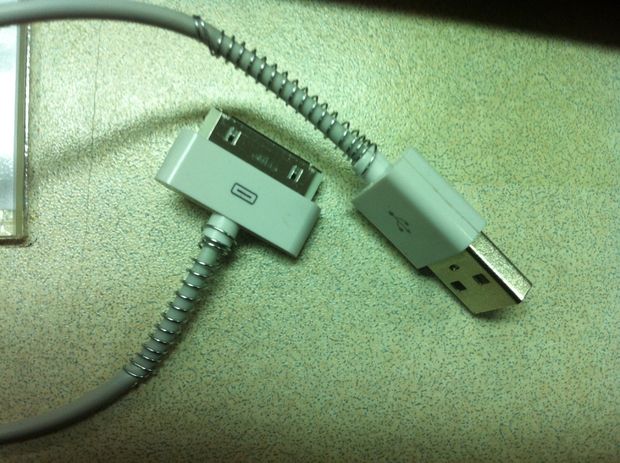 8-way-to-protect-and-repair-usb-lightning-cable_04
