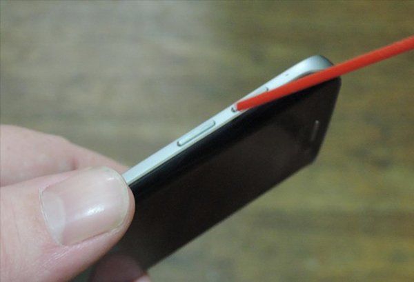 3-easy-steps-to-fixing-stuck-buttons-on-your-phone-or-tablet_03
