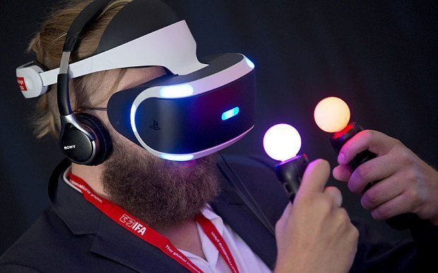 远超两台 PS4 主机!PlayStation VR 售价嚗光?