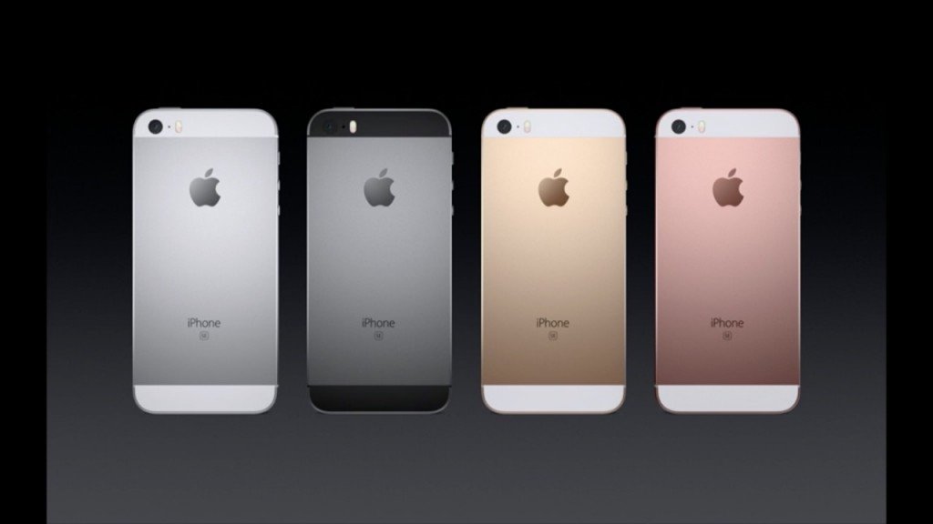 ▲大体上和 iPhone 5、5s 外型相约，不过 iPhone SE 顏色选择就多了玫瑰金