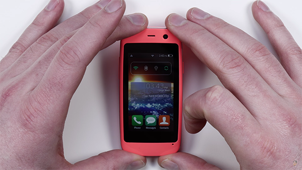 the-smallest-android-smartphone-posh-mobile-micro-x-s240_00