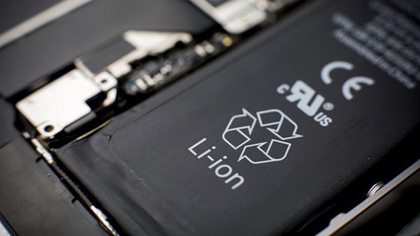 lithium-oxygen-battery-can-barry-five-times-power-for-iphone_00