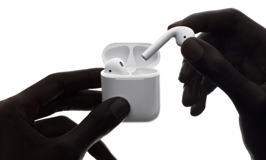 apple-airpods