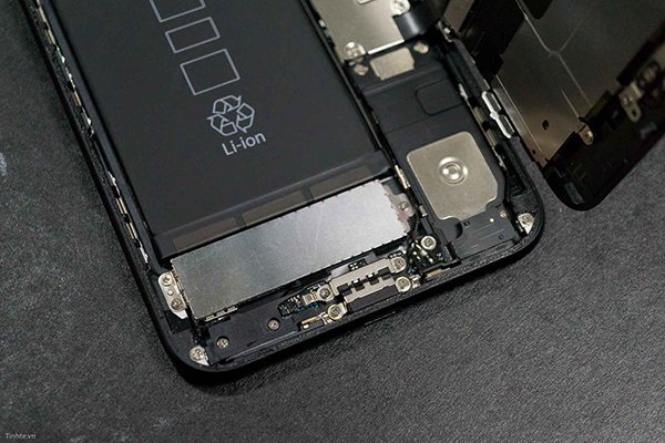 iphone-7-plus-teardown-by-tinhte-vn_03