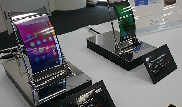 「拗曲门」将重现!?未来 iPhone 欲新增可拗弯