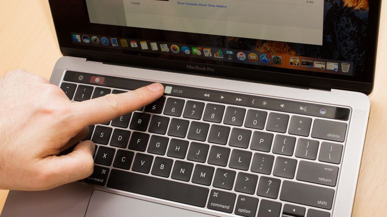 apple macbook pro with touch bar 13 inch 2016 17