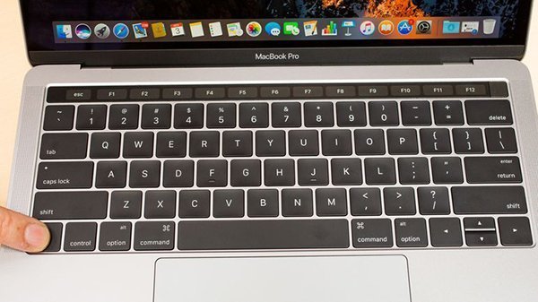 網民大投訴！用 MacBook Pro 2016 鍵盤打字時竟然自動重覆輸入！ New MobileLife 流動日報