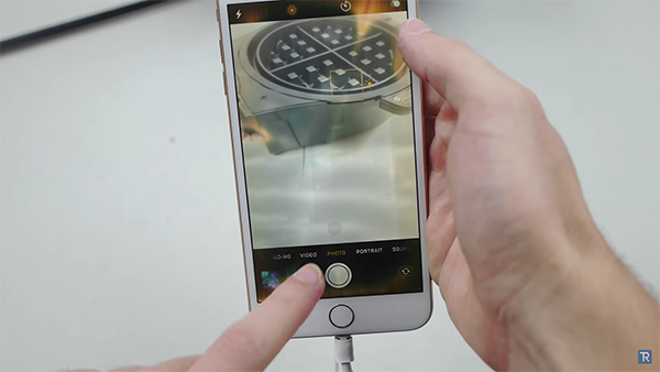 iphone 8 plus vs waffle machine 09
