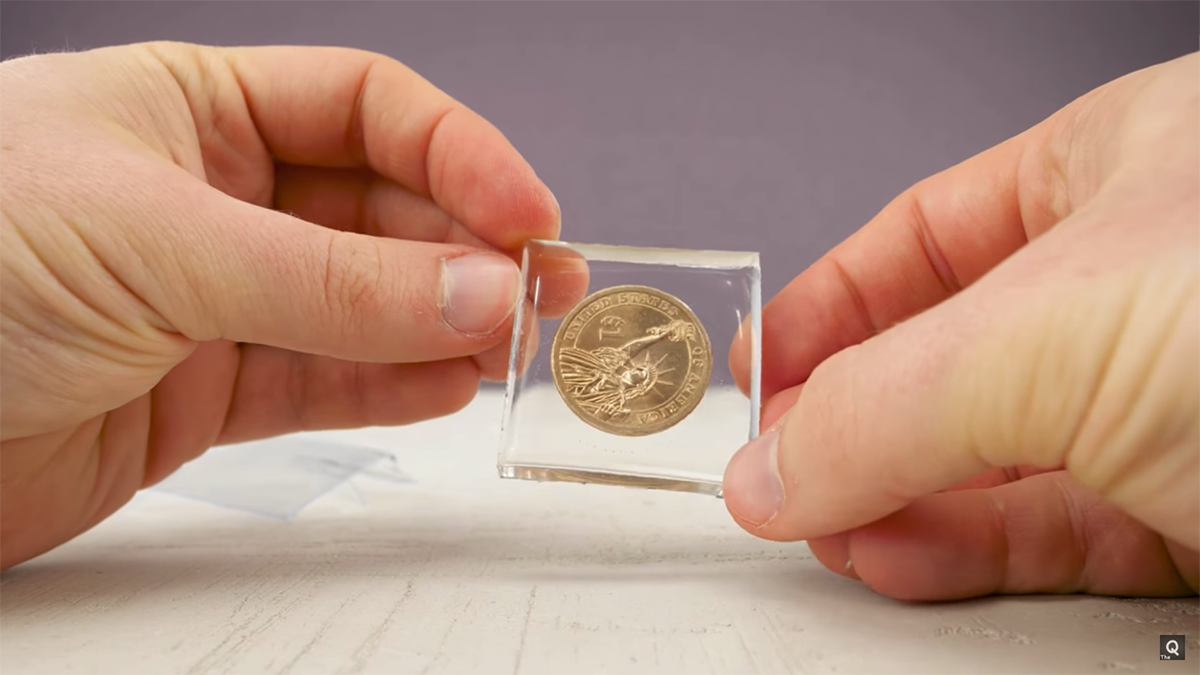 how to lock the coin into transparent epoxy resin 06