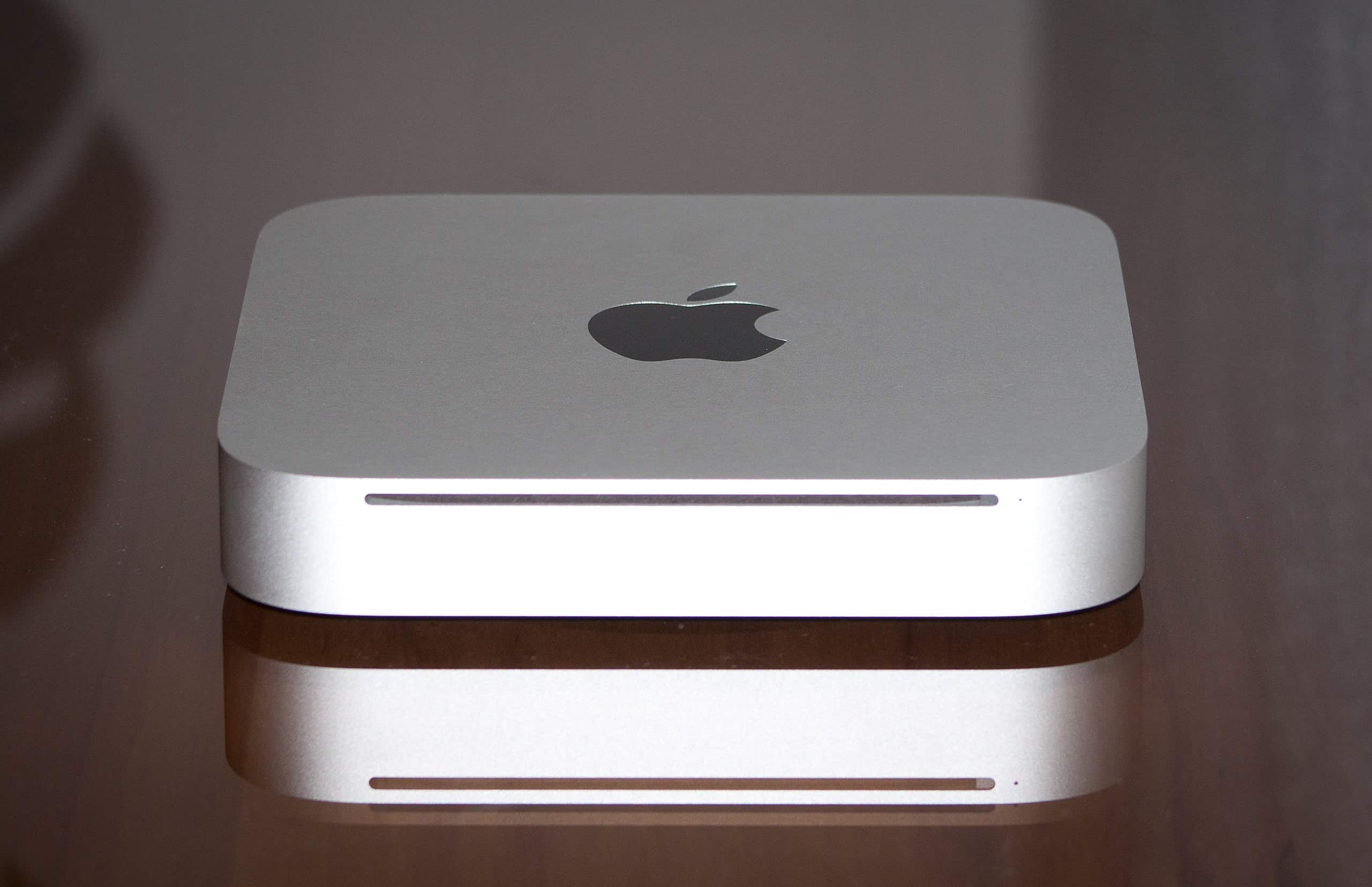 2560px Mac mini mid2010 front