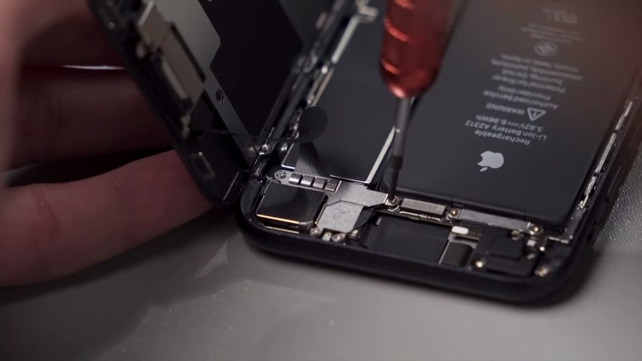 iphonese teardown3