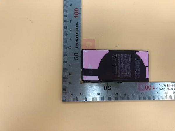 A2471 Battery Live Image Front