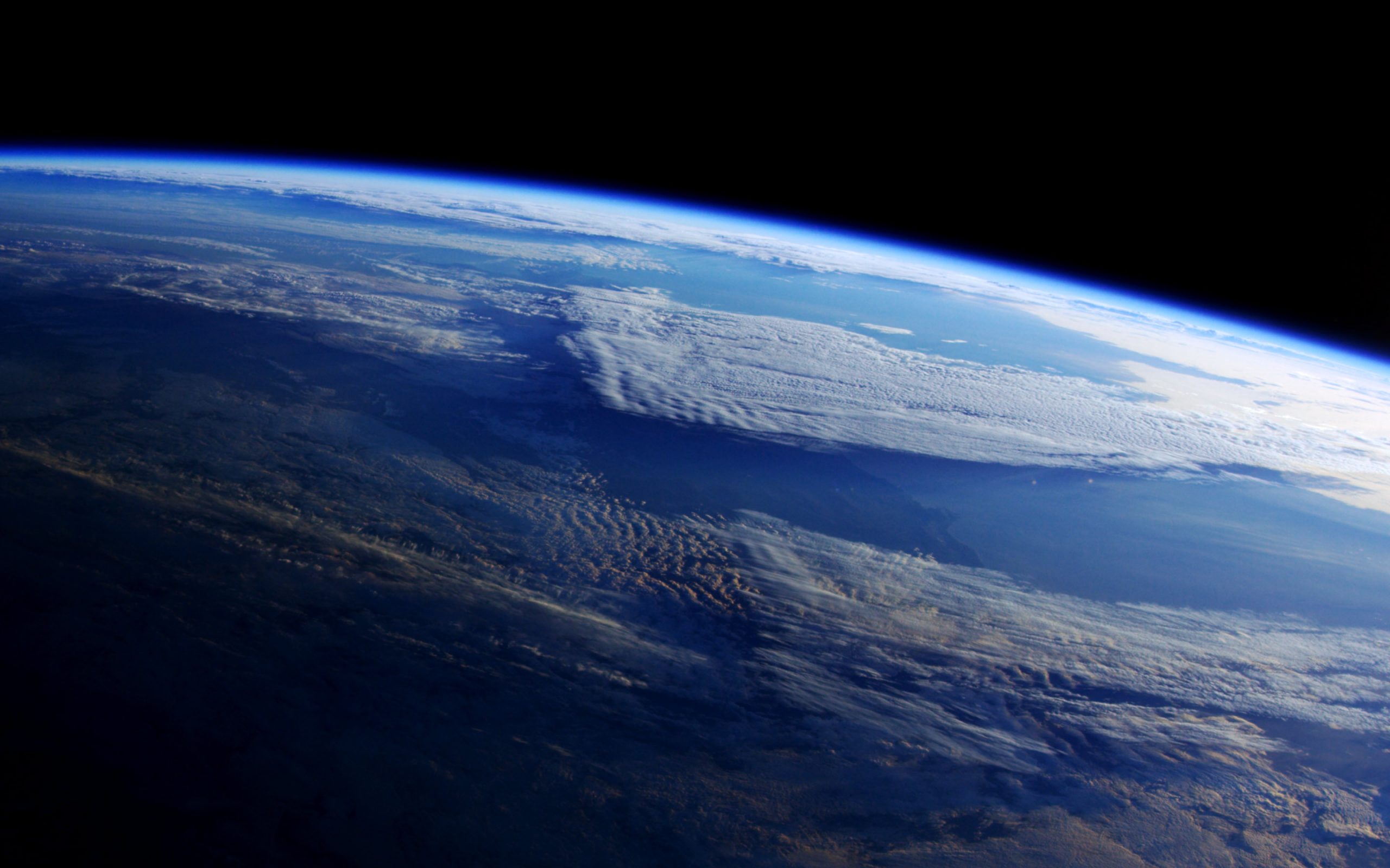 earth scaled
