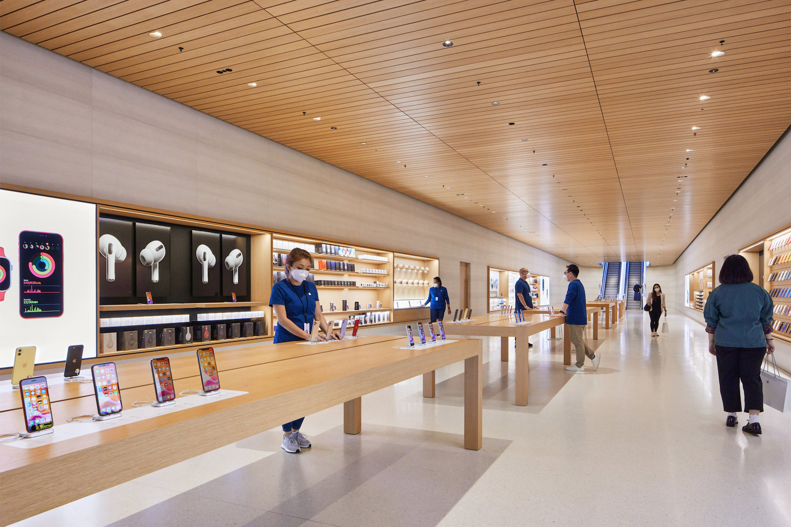 apple nso marina bay sands curated apple products tech