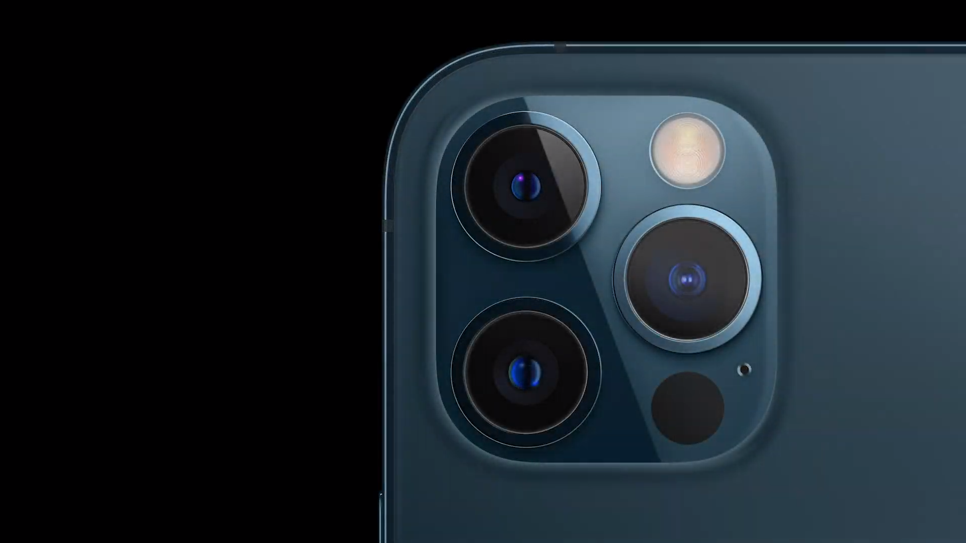 Apple Event — October 13 52 17 screenshot
