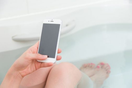 iphone tub