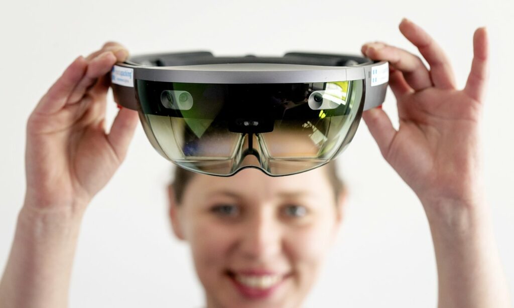 Apple AR headset