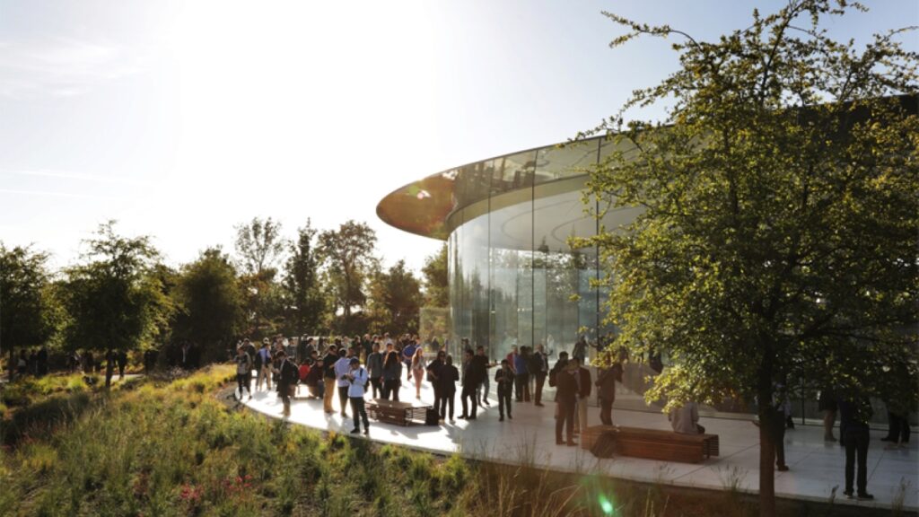Steve Jobs Theater Work