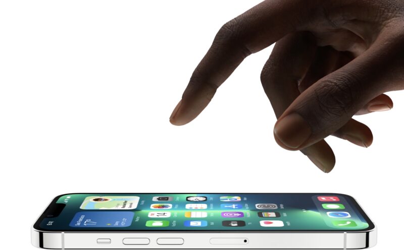 iPhone 13 ProMotion 1 1