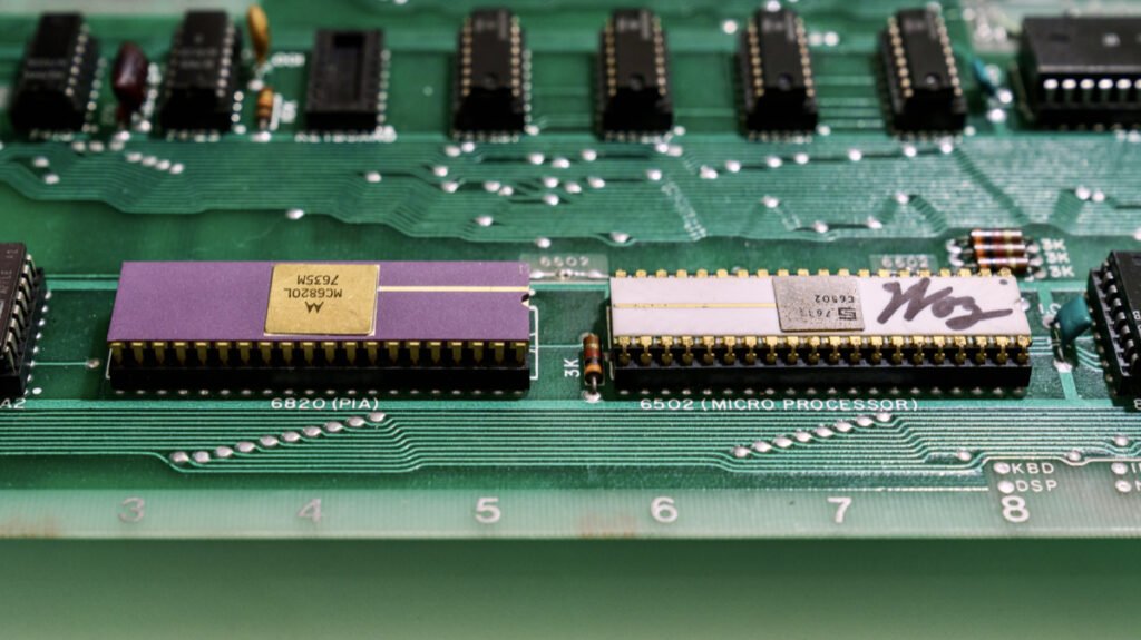 Apple 1 1