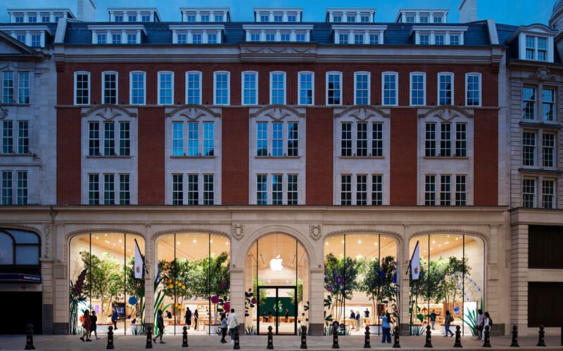 Brompton apple store 01
