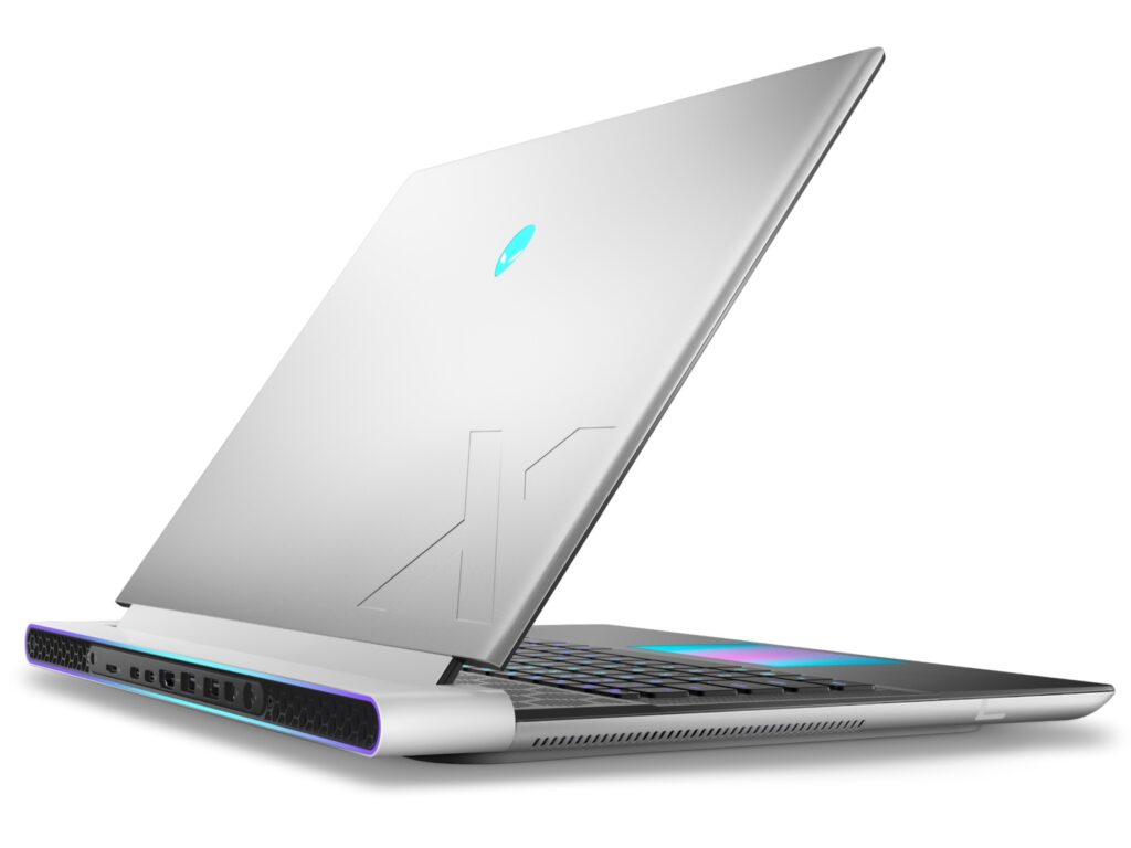 csm Alienware X16 07 3567669ae8