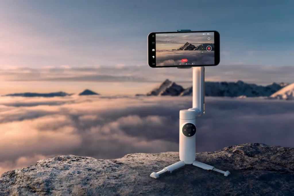 insta360 flow tripod