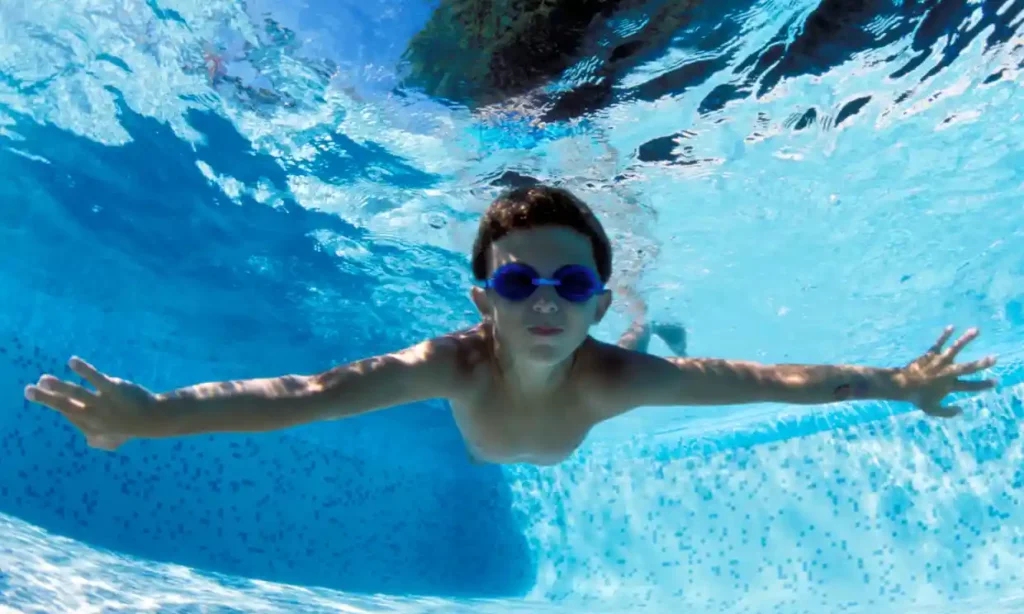 swimming.jpg