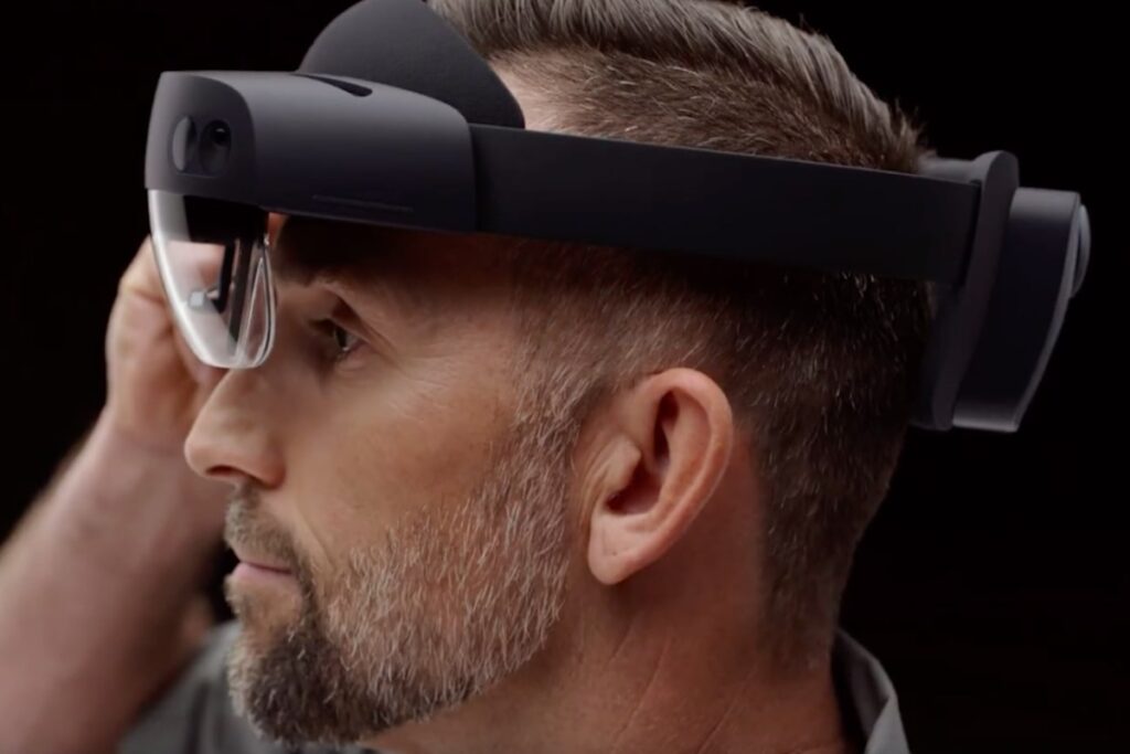 HoloLens 2 augmented reality