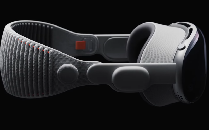 WWDC 2023 — June 5 Apple 1 47 13 screenshot