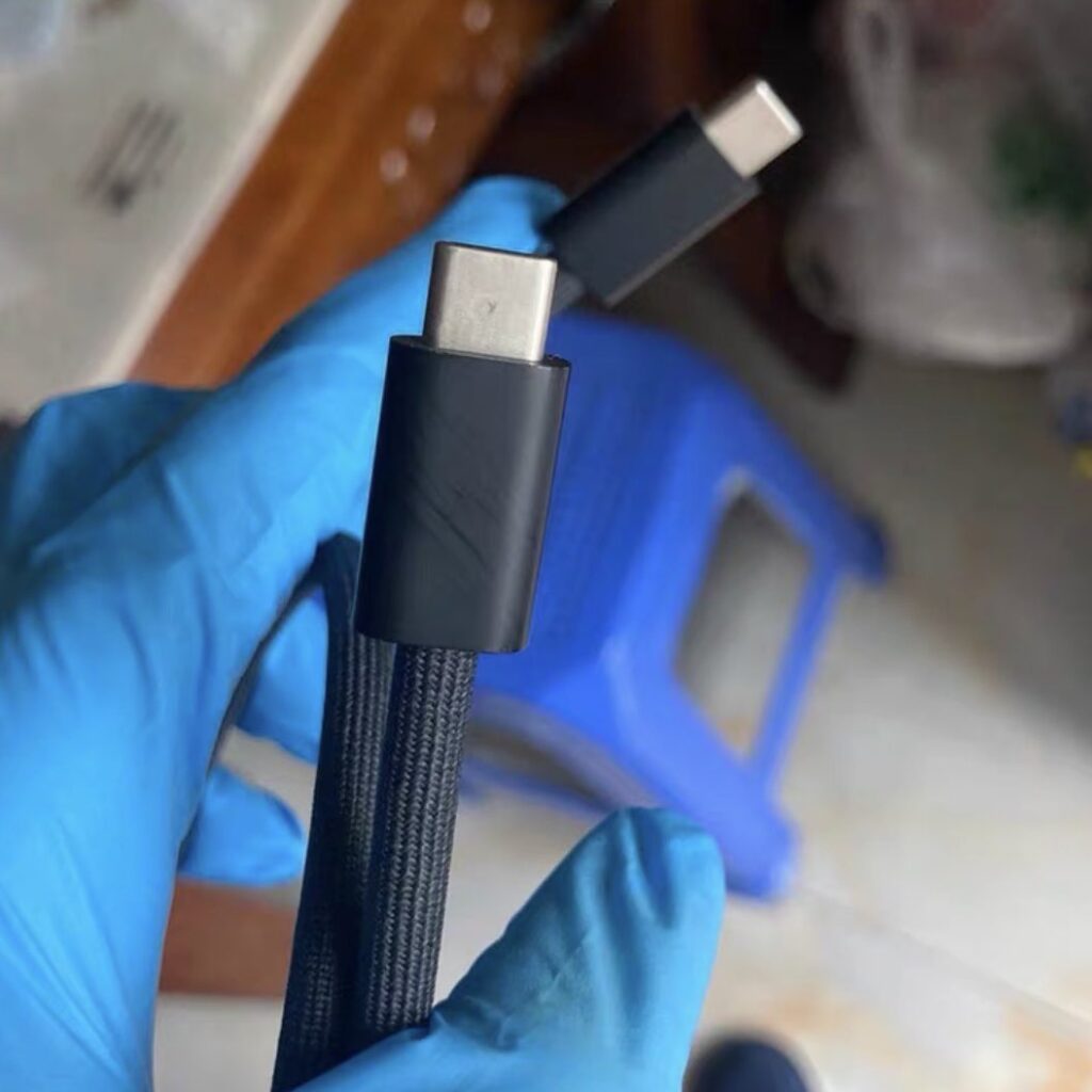 iphone15pro cable sample04