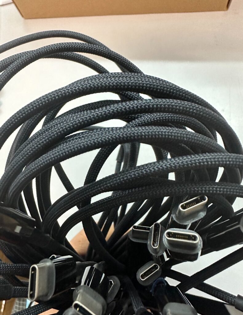 usb c iphone cable02