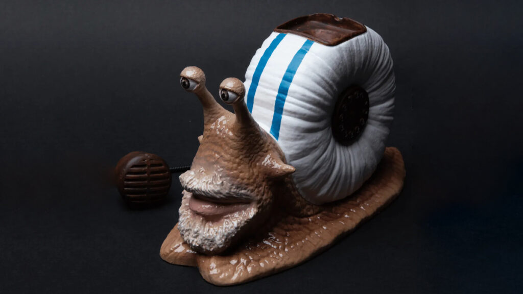 OnePiecexToyqubeSnailCommunicator