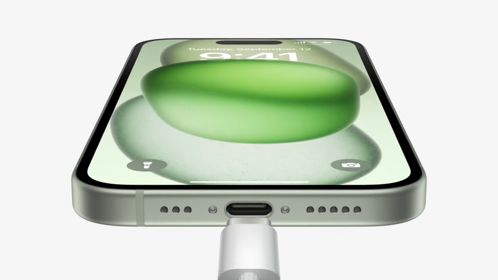iPhone 15 USB C