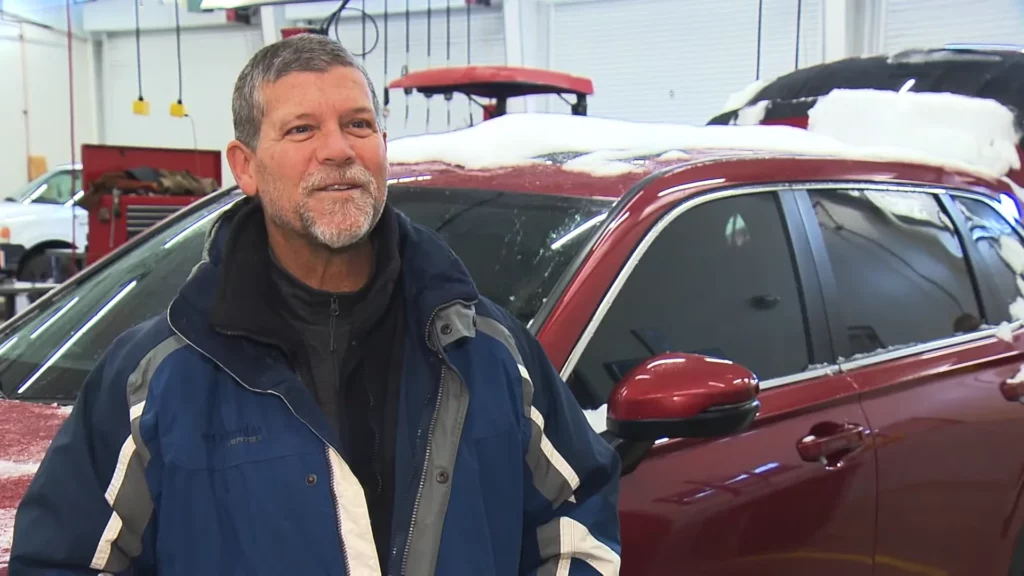 Arvada police hold Apple Air Tag giveaway to prevent vehicle thefts 0 37 screenshot