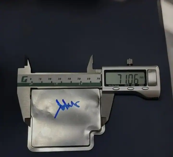 GyUWcdcXwAIij2B