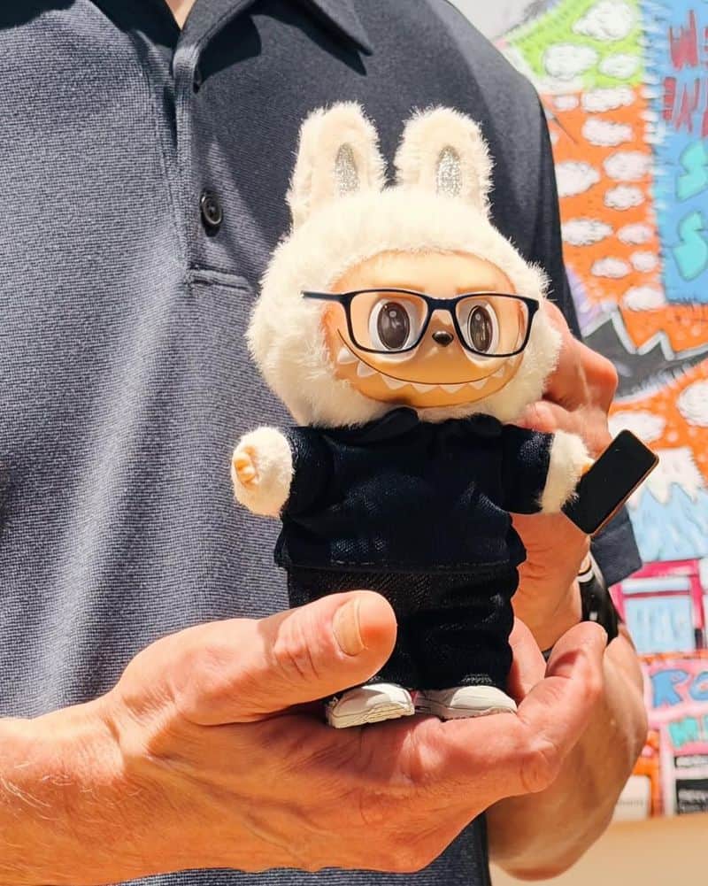 tim cook labubu