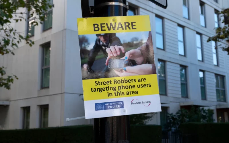 smartphone thief